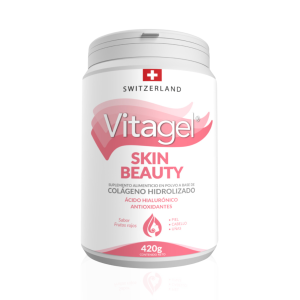 VITAGEL SKYN BEAUTY 420 GR 4 Vitagel Skin Beauty es un suplemento alimenticio en polvo que contiene colágeno hidrolizado, ácido hialurónico y antioxidantes. Presentado en un envase de 420 gramos, está diseñado para mejorar la salud de la piel, promoviendo su elasticidad y hidratación. Ideal para quienes buscan mantener una apariencia juvenil y radiante. Este producto es fabricado en Suiza, garantizando calidad y eficacia.