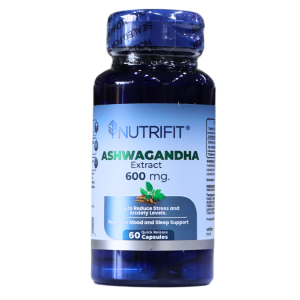 ASHWAGANDHA EXTRACT 600 MG (60 CAPSULES) – NUTRIFIT 26 Frasco de suplemento nutricional Nutrifit que contiene extracto de Ashwagandha, con una concentración de 600 mg por cápsula. Este producto incluye 60 cápsulas y está diseñado para ayudar a reducir los niveles de estrés y ansiedad, además de proporcionar apoyo para el estado de ánimo y el sueño. Ideal para quienes buscan mejorar su bienestar general.