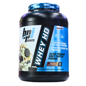 Envase de proteína de suero HPI Sports Whey HD, diseñado para programas de nutrición y aumento de masa muscular. Contiene 25 gramos de proteína por porción y 50 porciones por envase. Ideal para deportistas y quienes buscan mejorar su rendimiento físico.