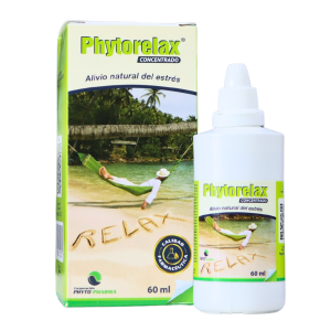 Phytorelax es un concentrado de 60 ml diseñado para el alivio natural del estrés. Su presentación incluye un frasco con dosificador, ideal para facilitar su uso. Este producto se enfoca en promover la relajación y el bienestar, utilizando ingredientes naturales. Perfecto para quienes buscan una solución efectiva y natural para reducir la tensión y mejorar la calidad de vida.