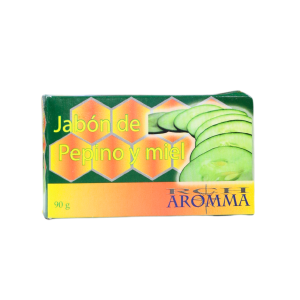 JABON DE PEPINO Y MIEL 90GR – AROMMA 22 Jabón de pepino y miel de 90 g, ideal para el cuidado de la piel. Su fórmula natural hidrata y refresca, proporcionando una limpieza suave y efectiva. Perfecto para todo tipo de piel, este producto de AROMMA combina los beneficios del pepino y la miel para una experiencia de baño revitalizante.