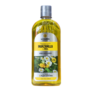 SHAMPOO MANZANILLAS Y MIEL 500 ML – LA COLMENA 6 Botella de champú de manzanilla y miel de La Colmena. Formulado para cabellos claros, este champú contiene extractos de argán y biotina, ideal para nutrir y revitalizar el cabello. Su presentación es de 500 ml, ofreciendo una limpieza suave y eficaz que resalta el brillo natural y la suavidad del pelo. Perfecto para quienes buscan un producto natural que favorezca el cuidado capilar.