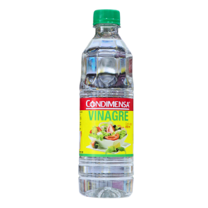 VINAGRE 450 ML – CONDIMENSA 28 Botella de vinagre Condimentasa de 500 ml, ideal para aderezar ensaladas y dar sabor a platillos. Este vinagre es un ingrediente versátil en la cocina, perfecto para marinadas y conservas, destacando su frescura y calidad. Su diseño práctico facilita el uso en la preparación de comidas.